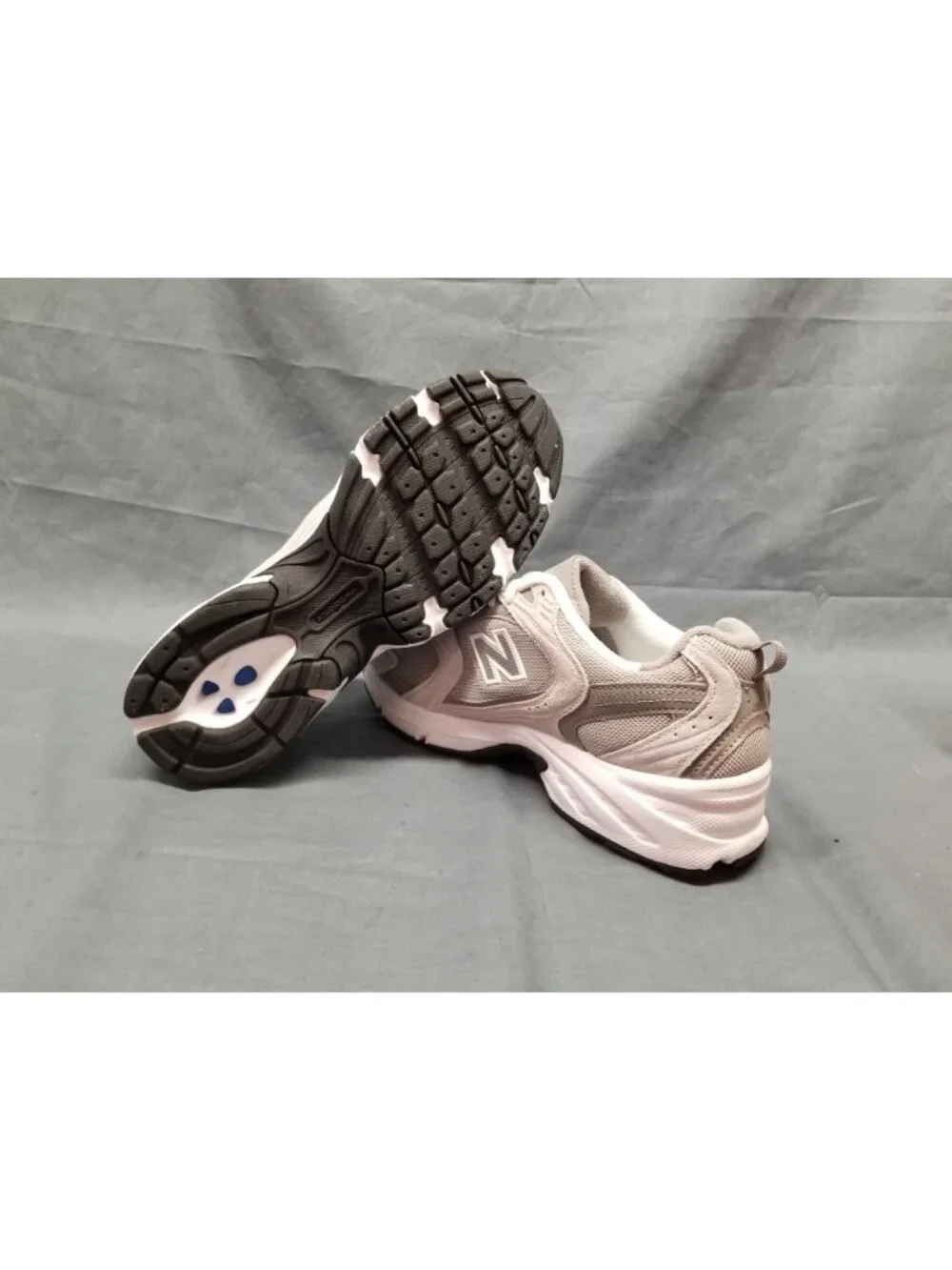 New Balance 530 Raincloud MR530CK Women's Size 8.5 NEW NO BOX!